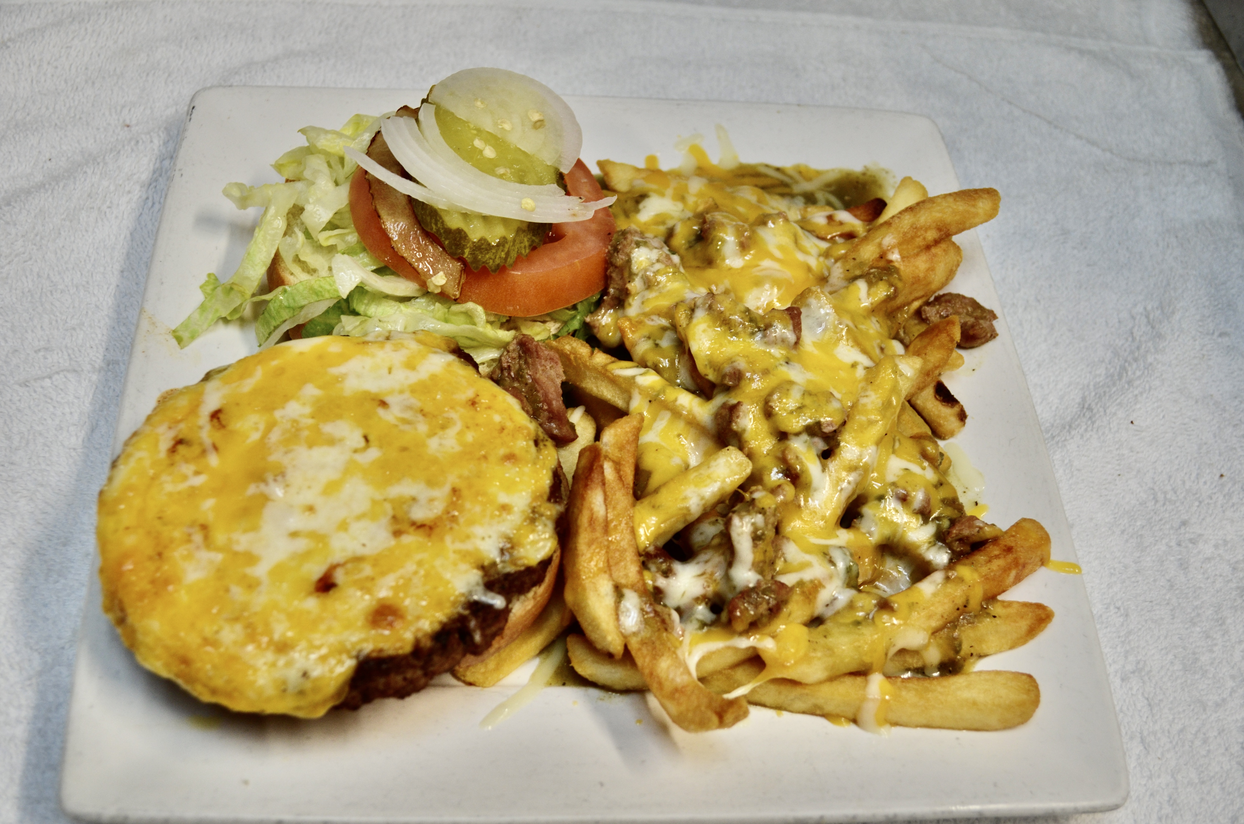 Order Burger and Chile Cheese Fries food online from El Amigo store, Golden on bringmethat.com
