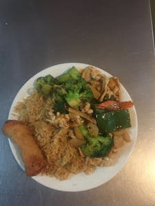 Order L21. Chicken with Garlic Sauce food online from Taste Of China store, Spring Hill on bringmethat.com