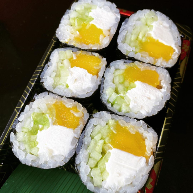Order Cucumber Mango and Cream Cheese Roll food online from Sushi sushi store, New York on bringmethat.com