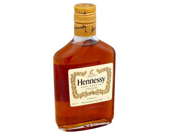 Order Hennessy Cognac VS 200ml  food online from Rocket store, Inglewood on bringmethat.com
