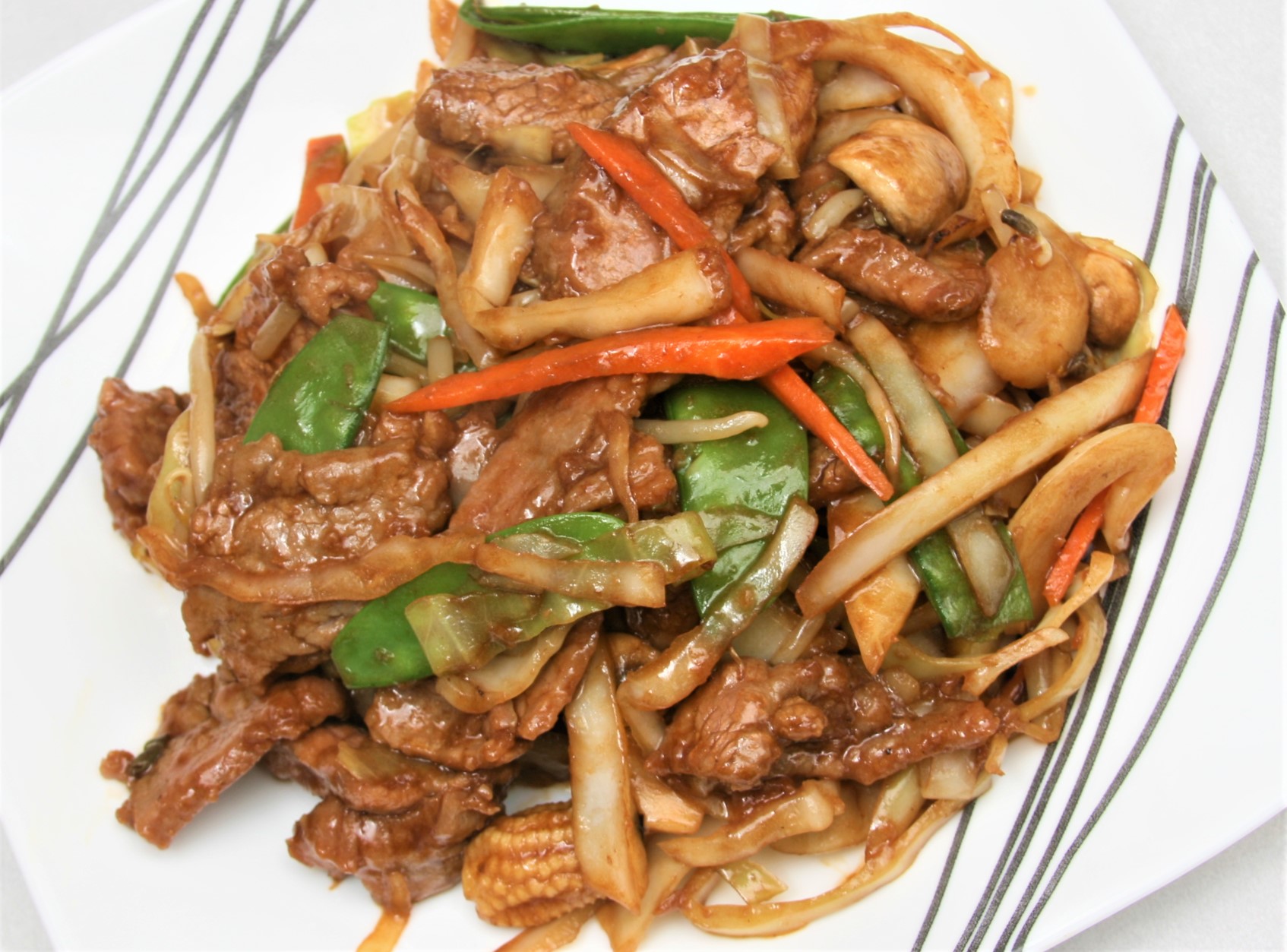 Order Beef food online from Hong KONG Express store, Chicago on bringmethat.com
