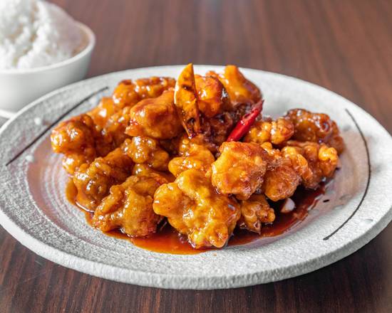Order General Tso's Chicken - 左宗鸡 food online from Taiwan 101 store, Monaca on bringmethat.com