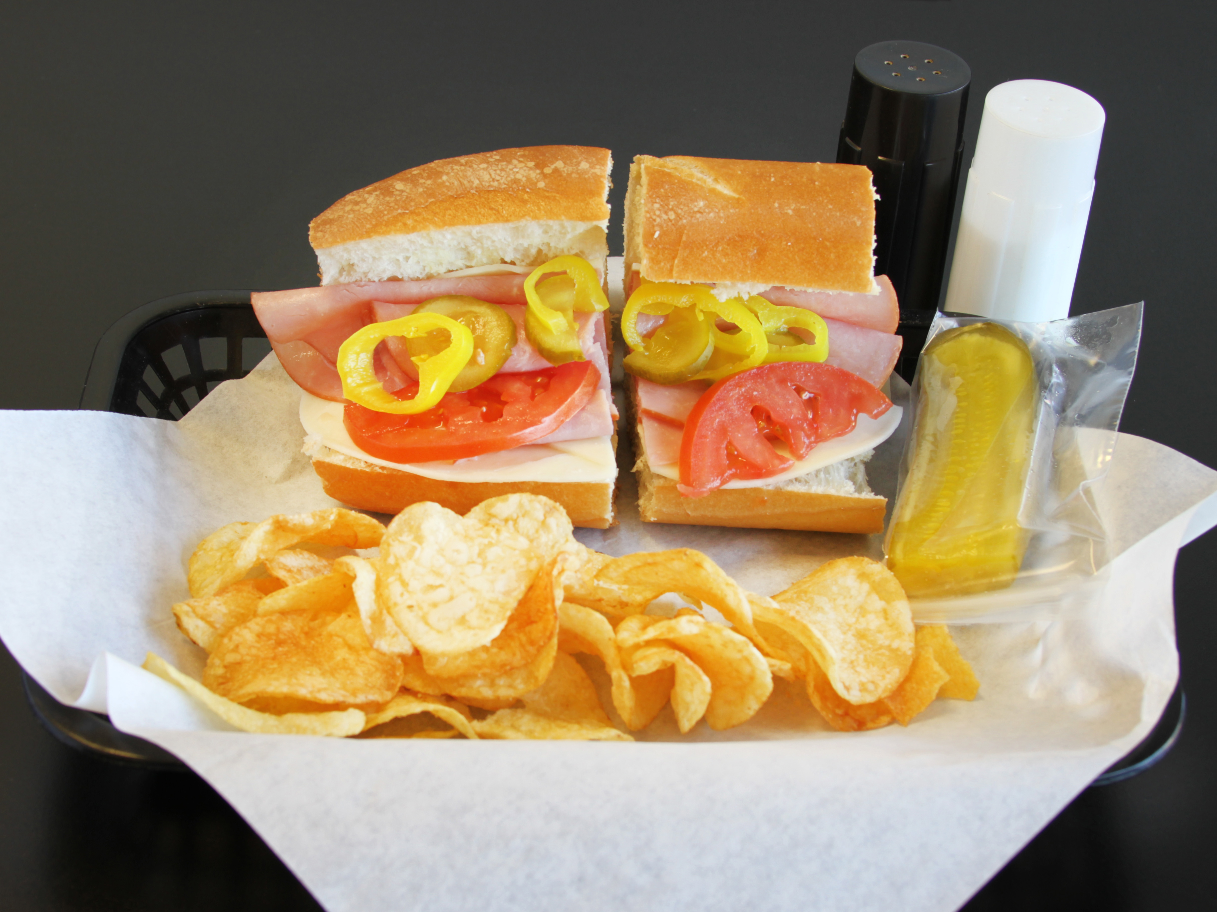 Order Kids Ham and Cheese food online from Alicea's NY Bagels & Subs store, Rio Rancho on bringmethat.com