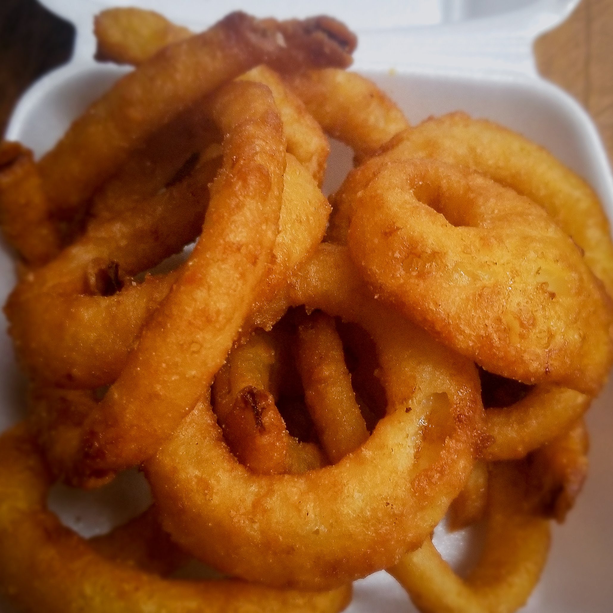 Order Onion Rings food online from Harry's Hilltop Catering Delicatessen store, Williston Park on bringmethat.com