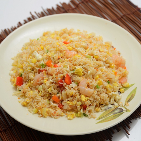Order C11. XO Sauce Seafood Fried Rice food online from Golden moon restaurant store, Daly City on bringmethat.com