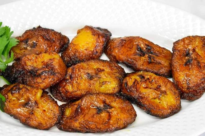 Order Platanos Maduros (Sweet Ripe Plantains) food online from Ideal Market store, Metairie on bringmethat.com