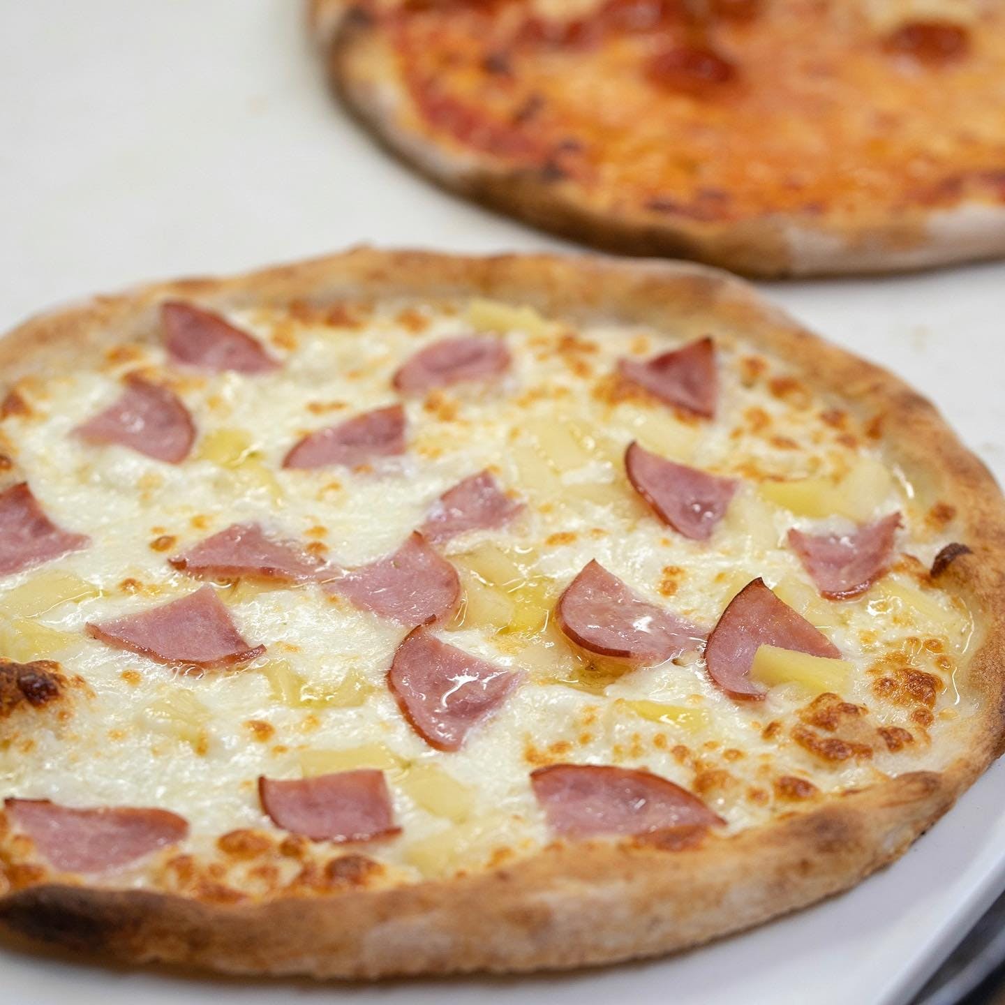 Order Hawaiian Pizza - Pizza food online from Pizza Works store, Old Saybrook on bringmethat.com