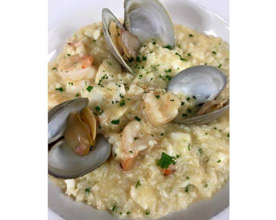 Order Seafood Risotto food online from Nonno Pizza & Family Restaurant store, Moosic on bringmethat.com