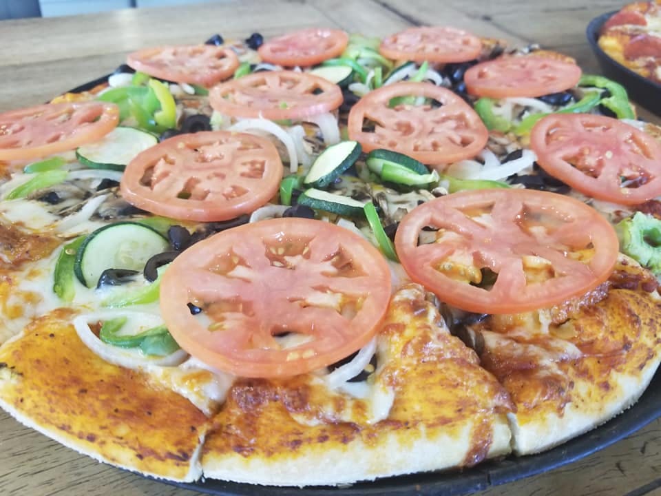 Order Garden Special Pizza - Personal 7" food online from La Prima store, Calistoga on bringmethat.com