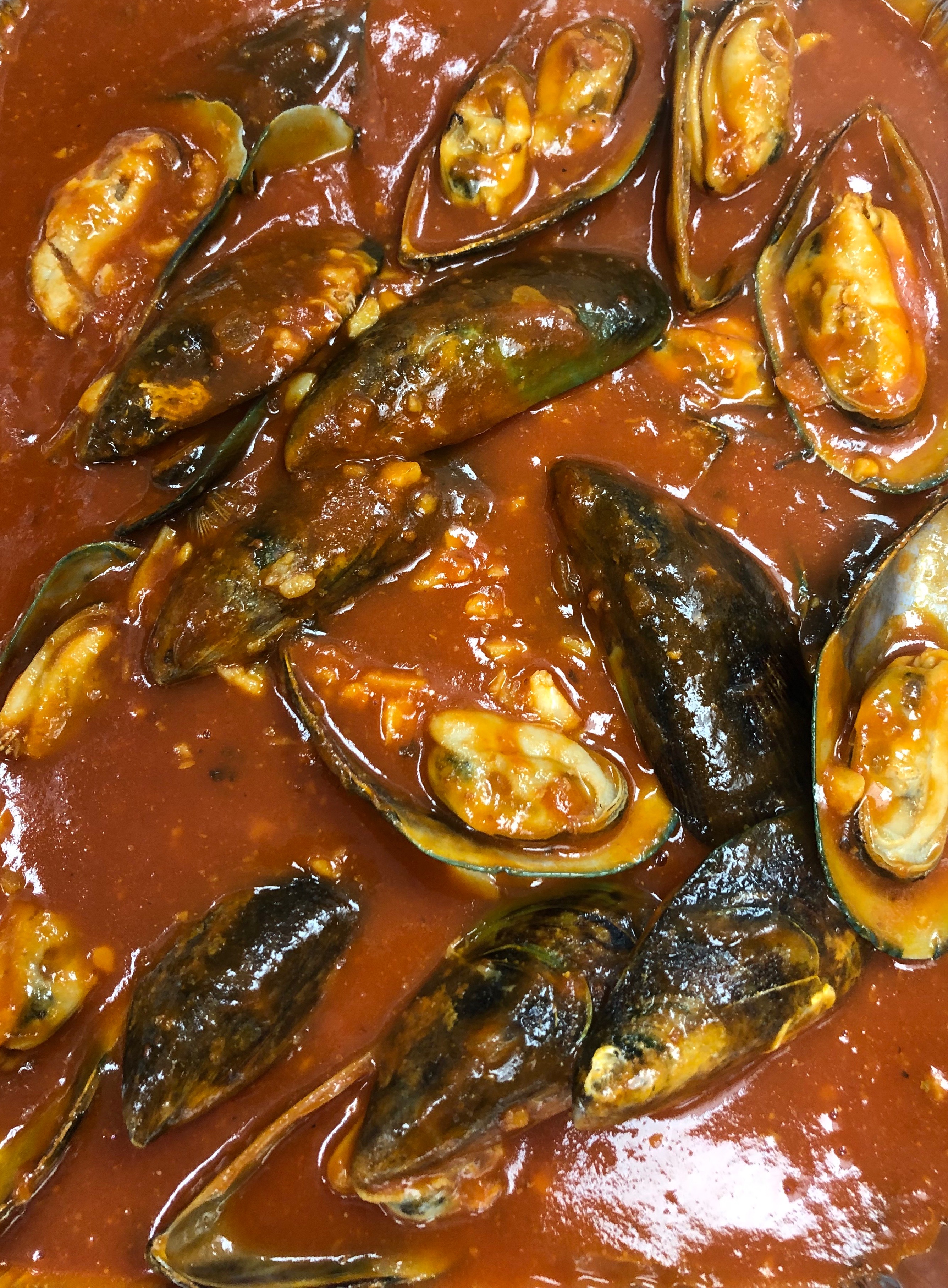 Order 12 New Zealand Mussels Marinara food online from Linwood Pizza store, Fort Lee on bringmethat.com