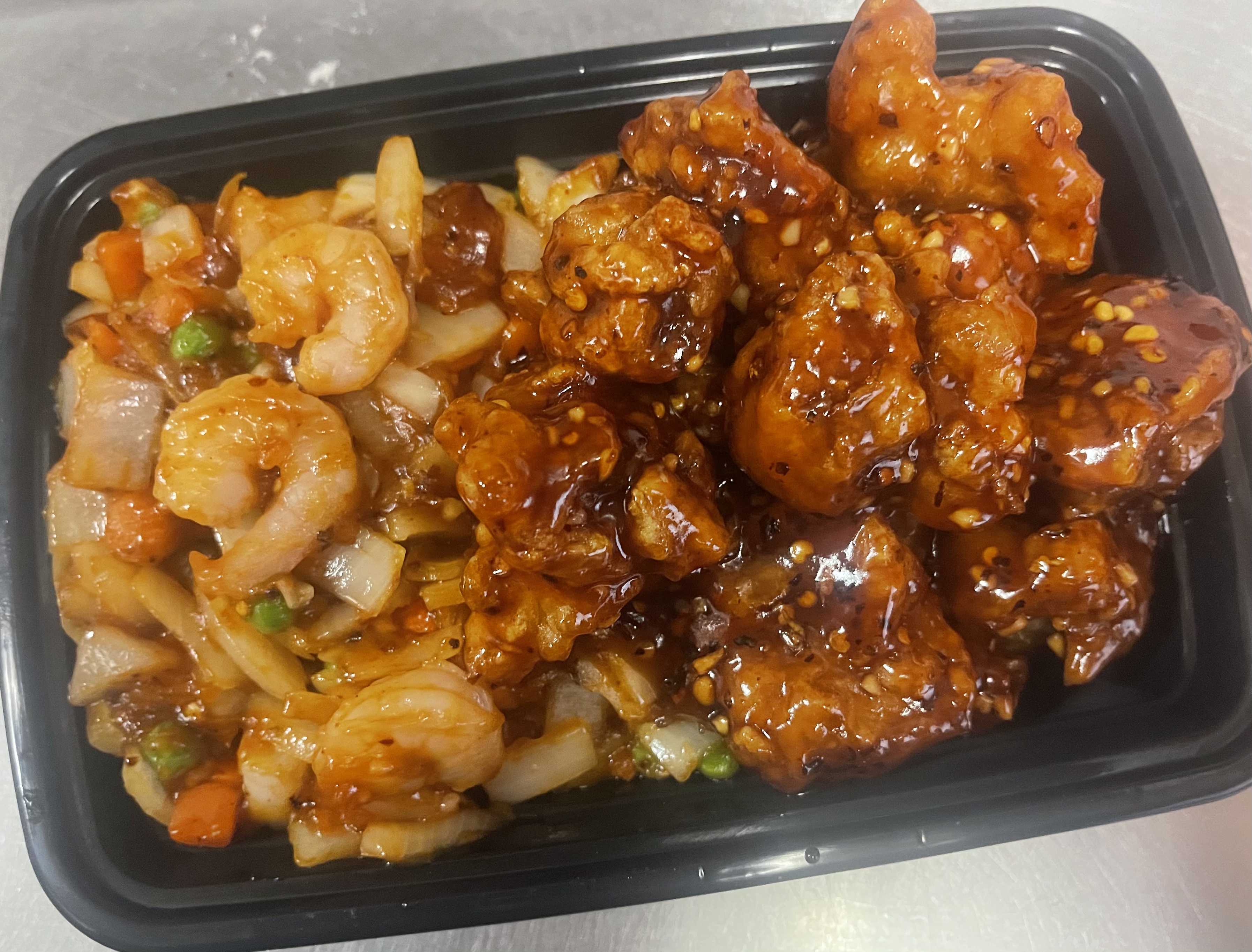 Order H9. Dragon and Phoenix food online from Shun Cheong store, La Vergne on bringmethat.com