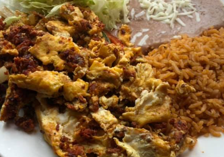 Order HUEVOS CON CHORIZO PLATE. food online from Taqueria Mi Jalisco store, Gresham on bringmethat.com