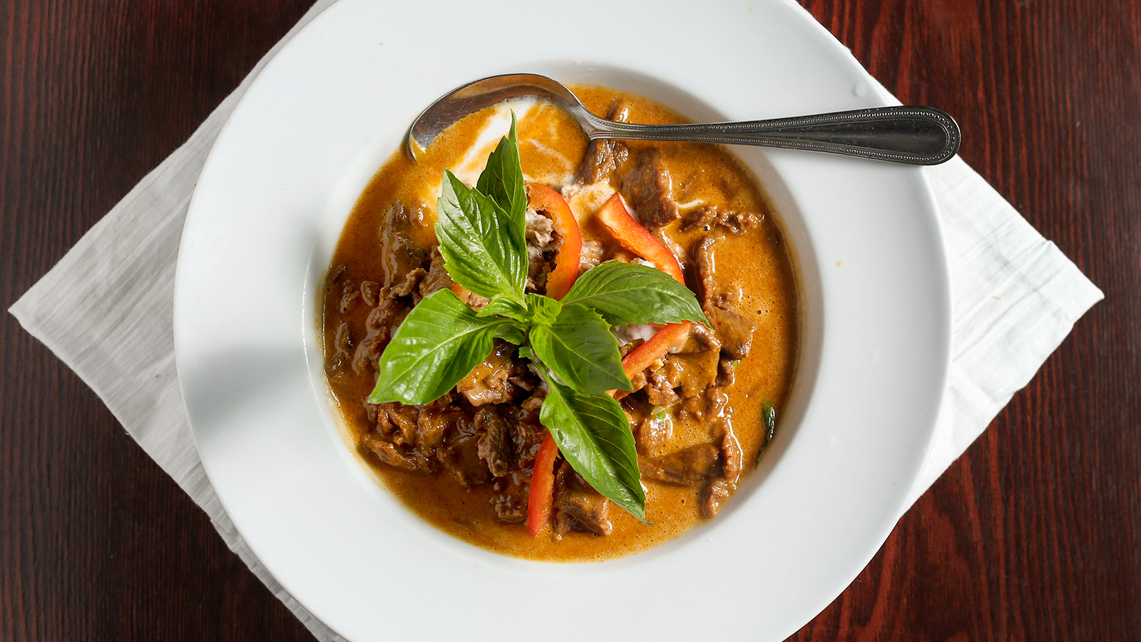 Order SP16. Panang  Beef Special Steak Curry food online from Siam Lotus store, Beaverton on bringmethat.com