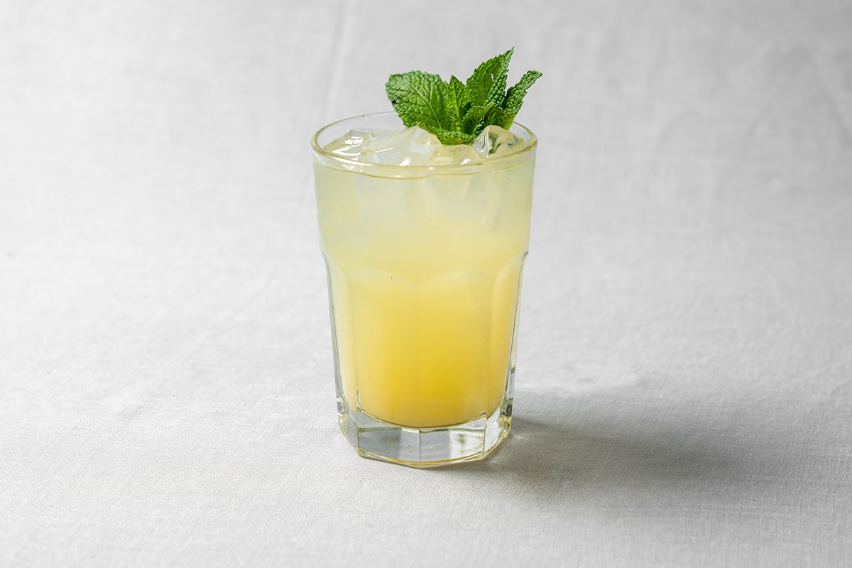 Order Mint Lemonade food online from Le Pain Quotidien store, Chevy Chase on bringmethat.com