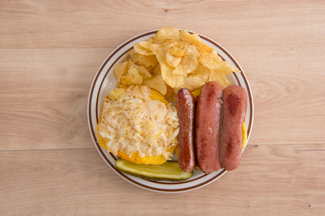 Order Buck Benny Knockwurst Sandwich food online from Canter Deli store, Los Angeles on bringmethat.com