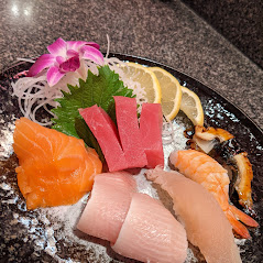 Order Sashimi Dinner food online from Sushi Tanuki store, Las Vegas on bringmethat.com