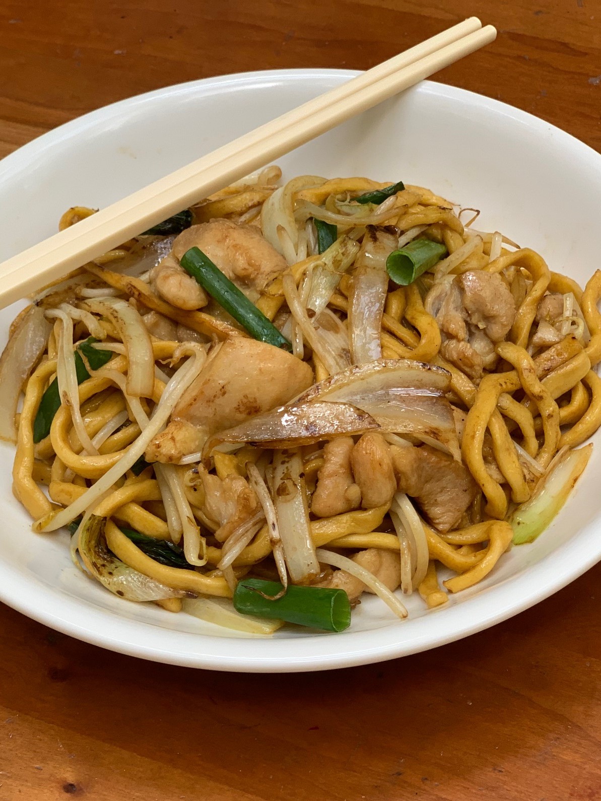 Order Chicken Chow Mein food online from Yank Sing store, San Francisco on bringmethat.com