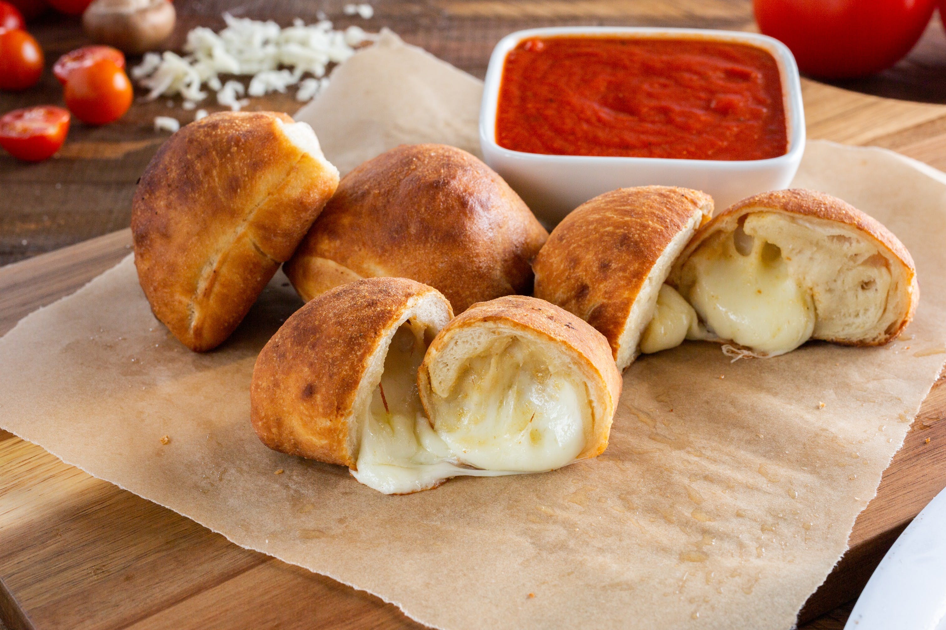 Order Garlic Cheese Rolls - 5 Pieces food online from Ameci Pizza & Pasta store, Glendale on bringmethat.com