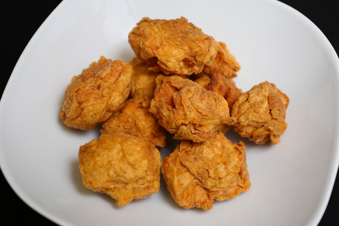 Order 6pc Hand Breaded Chicken Nuggets food online from Two Brothers Chicken store, Woodbridge on bringmethat.com