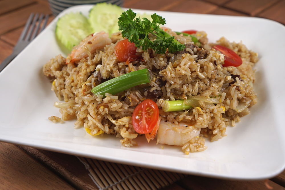 Order Combination Fried Rice food online from Modern Thai Restaurant store, Montebello on bringmethat.com