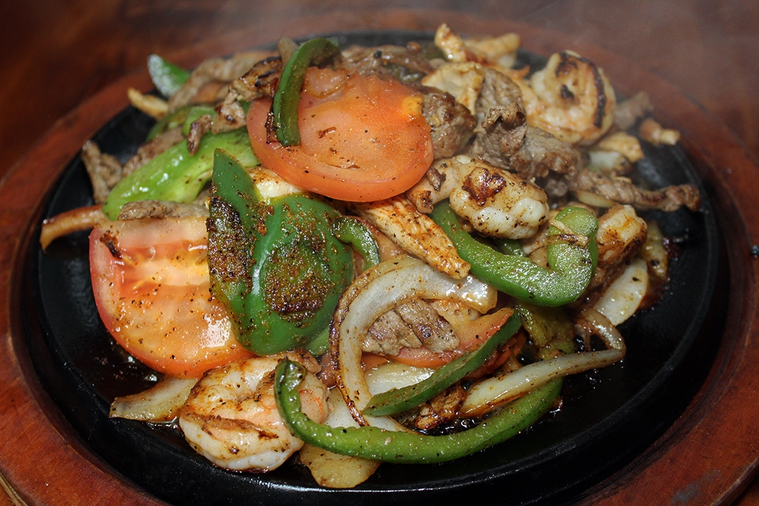 Order Fajitas Texanas food online from Tito Mexican Restaurant store, Spring Hill on bringmethat.com
