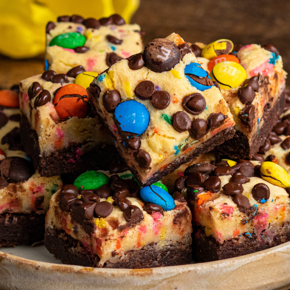 Order Killer Brownie - Large food online from Hot Head Burritos store, Holland on bringmethat.com