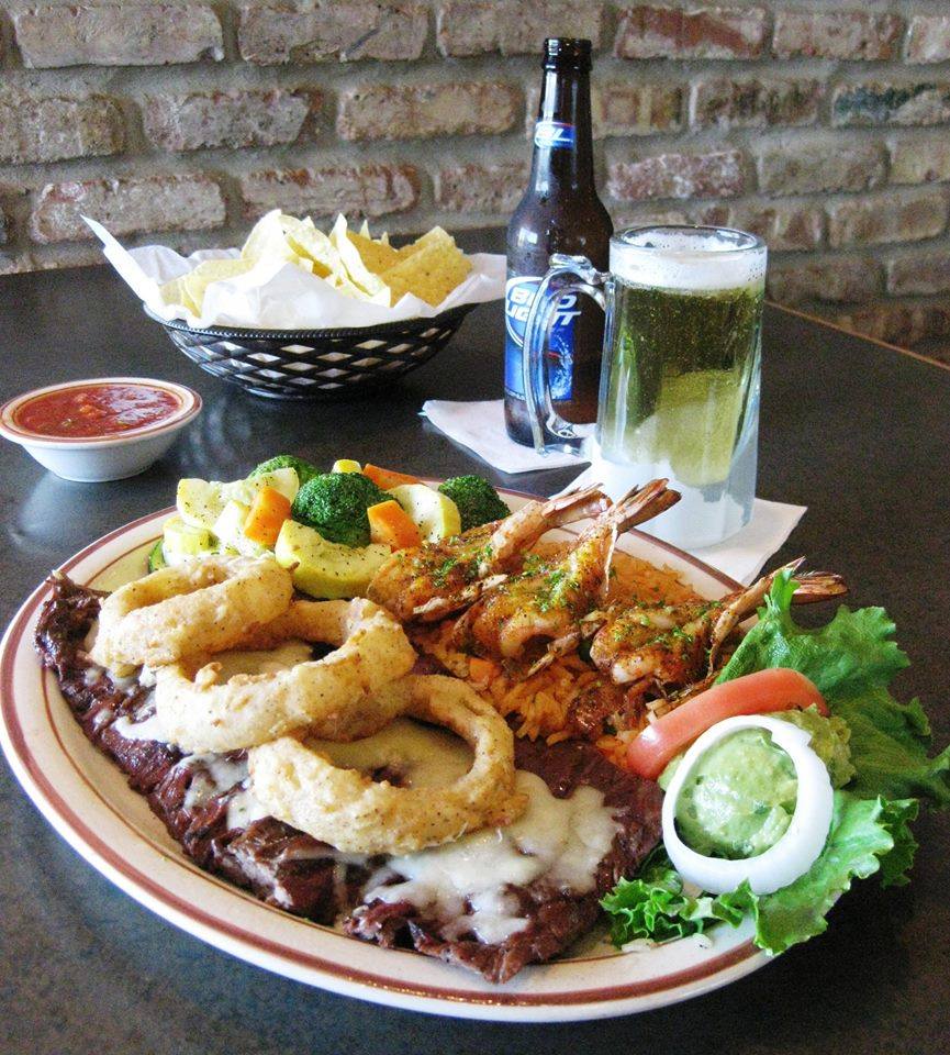 Order Mar y Tierra food online from La Playa Maya store, Fort Worth on bringmethat.com