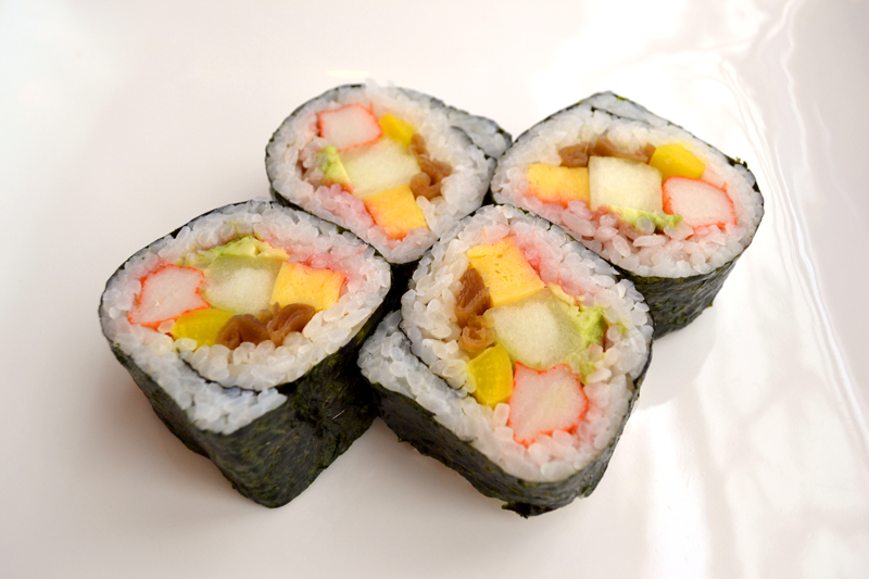 Order Futomaki Roll food online from Japan Express store, Glendale on bringmethat.com