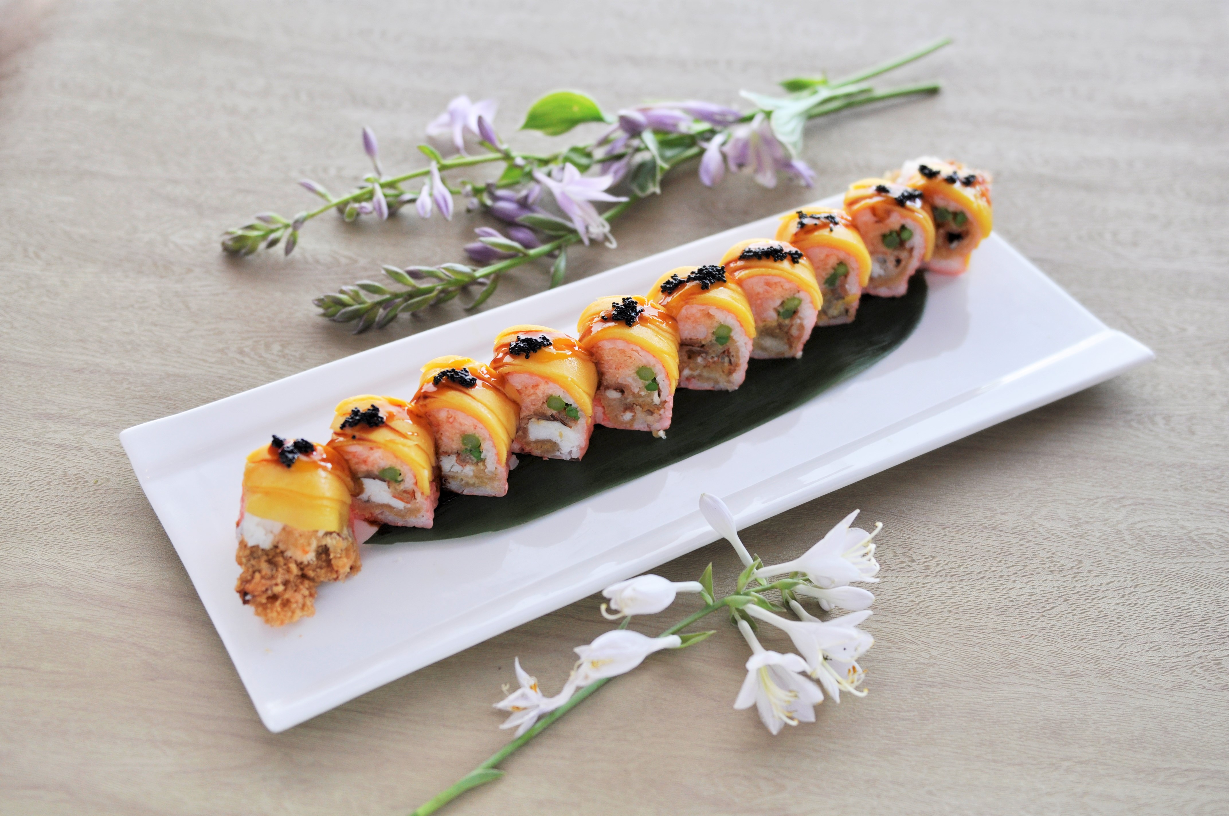 Order Commack Roll food online from Izumi Sushi & Hibachi Steakhouse store, Levittown on bringmethat.com