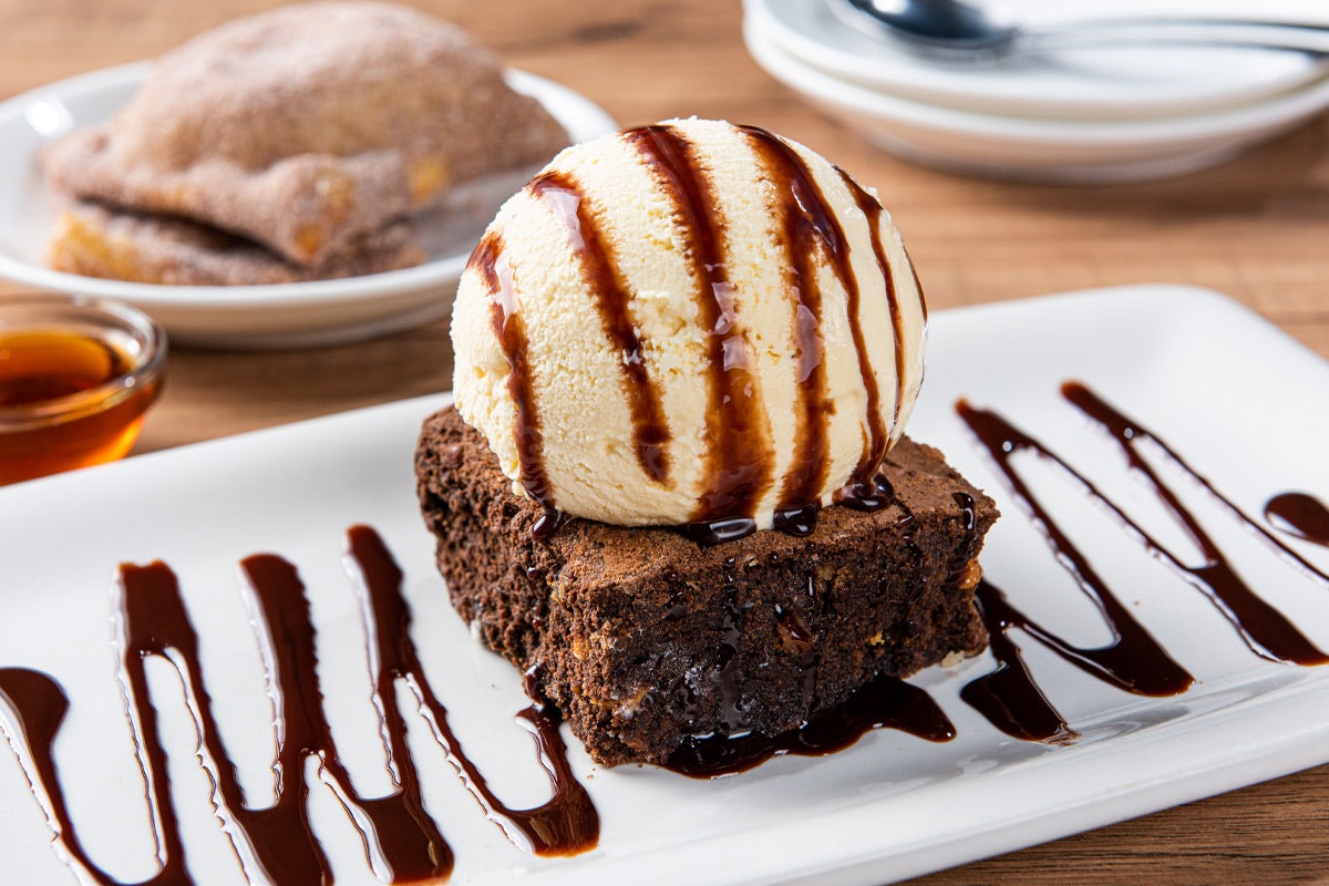 Order Border Brownie Sundae food online from On The Border store, Holtsville on bringmethat.com
