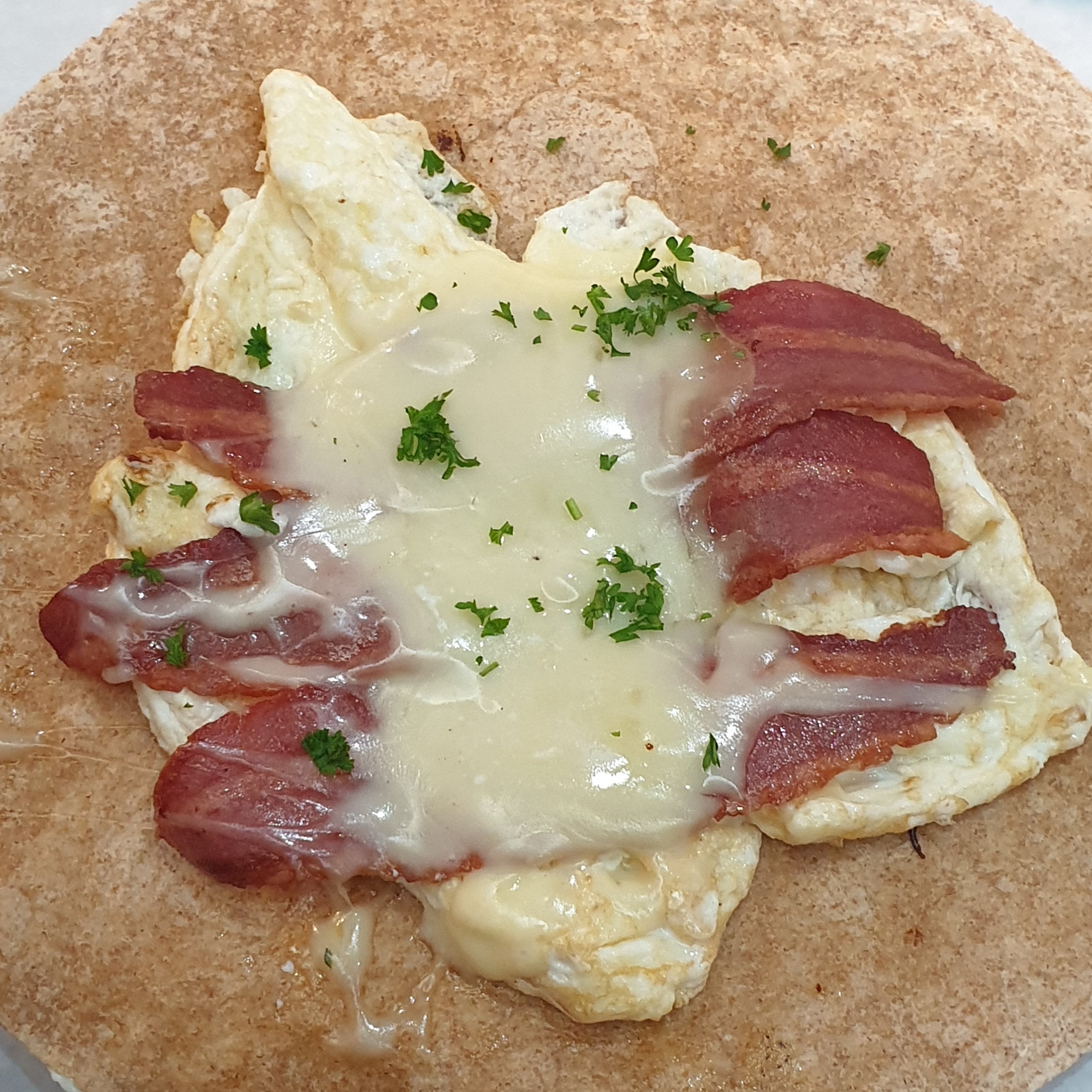 Order 6B- 4 Egg Whites, Lowfat Swiss & Turkey in a whole wheat wrap food online from Taz Cafe store, New York on bringmethat.com