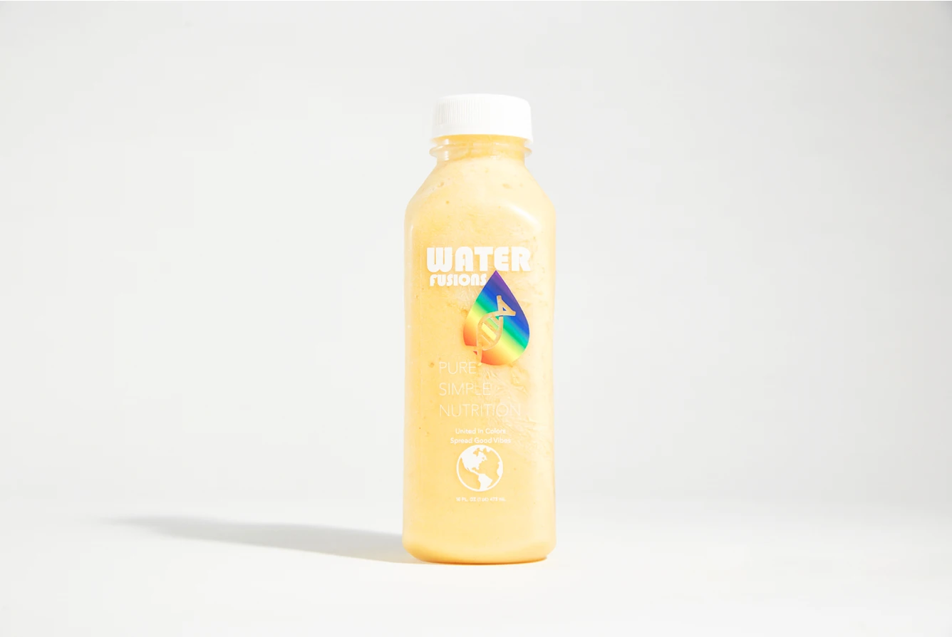 Order Mellow Yellow 16 oz. Organic Smoothie food online from Water Fusions store, Salt Lake City on bringmethat.com
