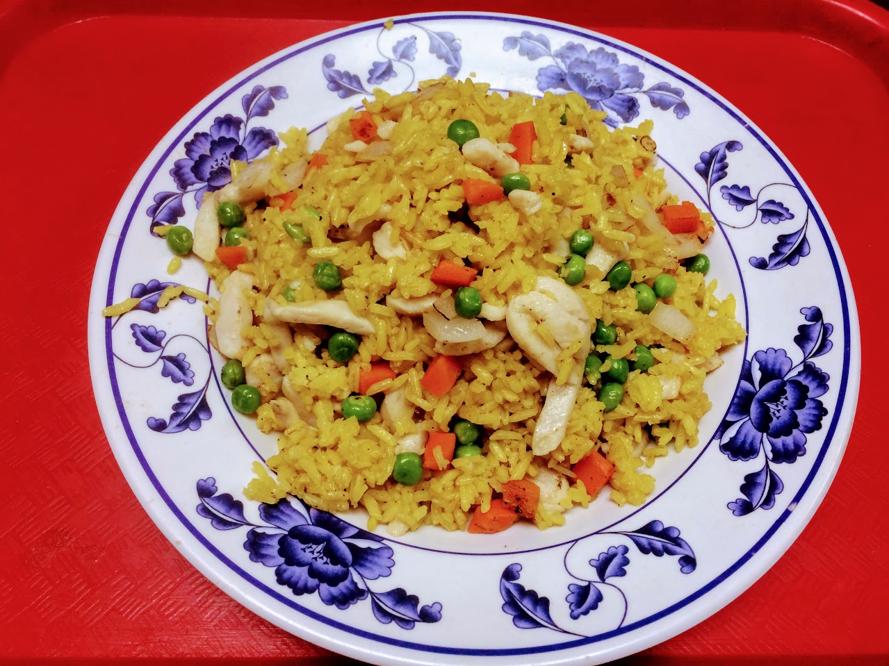 Order 28. Chicken Fried Rice food online from Woodside Kitchen store, Elmhurst on bringmethat.com