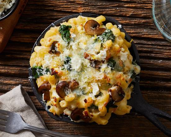 Order Spinach and Feta Mac and Cheese food online from Macology store, Richfield on bringmethat.com