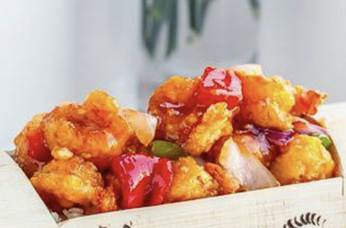 Order Thai Spicy Shrimp with Baked Rice food online from Min Min Asian Cafe store, Chicago on bringmethat.com