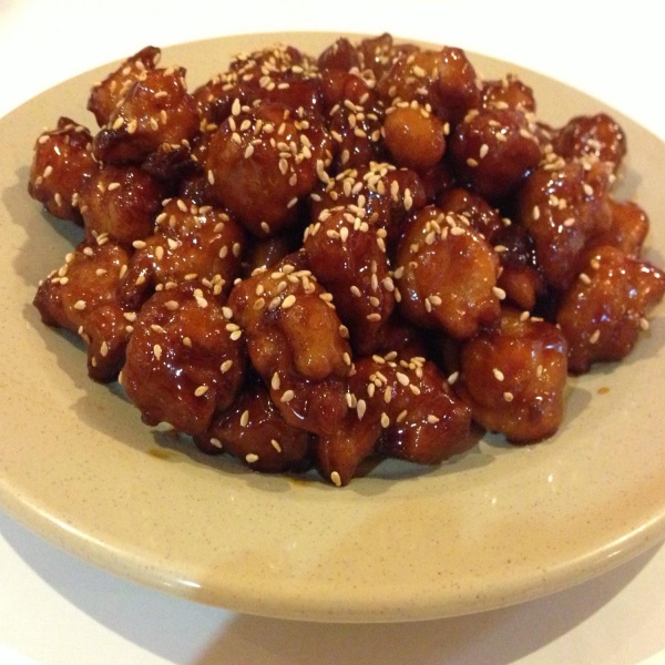 Order C8. Large Sesame Chicken food online from Lucky Kitchen store, Phoenix on bringmethat.com