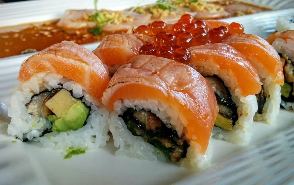 Order August 4th Signature Roll food online from Kama Sushi store, San Francisco on bringmethat.com
