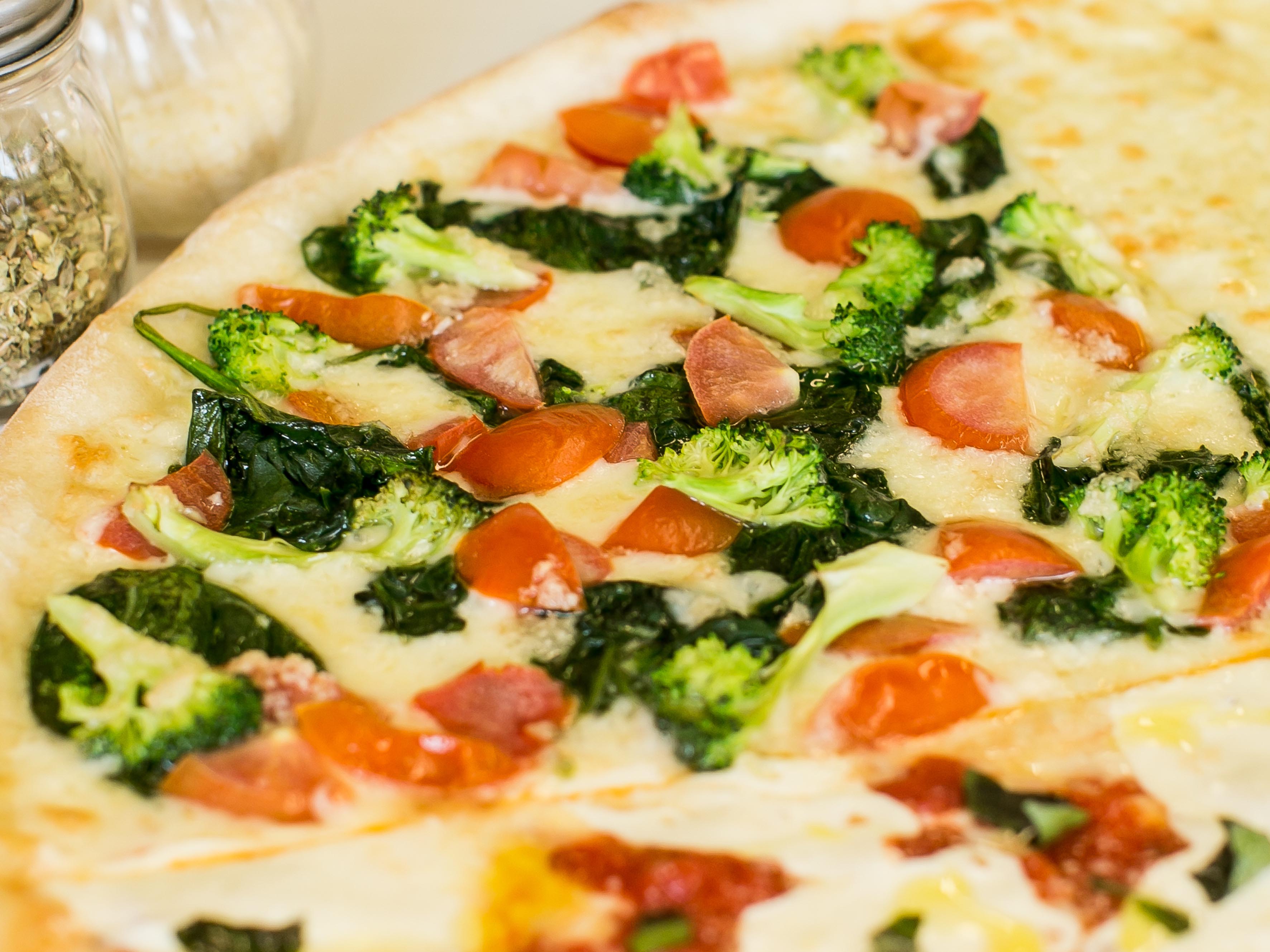 Order Veggie Pizza food online from Little Italy Pizza store, Fort Washington on bringmethat.com