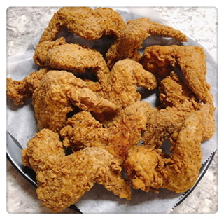 Order 10 Pcs Crispy Chicken Whole Wings food online from Chicken Lit store, Naperville on bringmethat.com