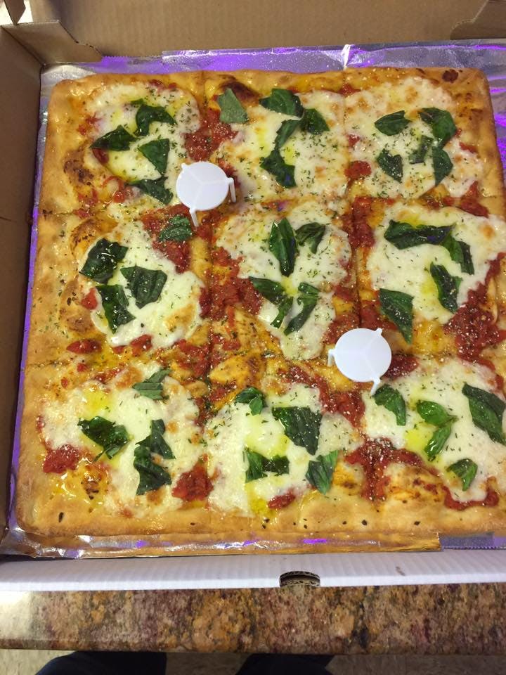 Order Grandma Pizza - Pizza food online from Moez Pizza store, Harrisburg on bringmethat.com