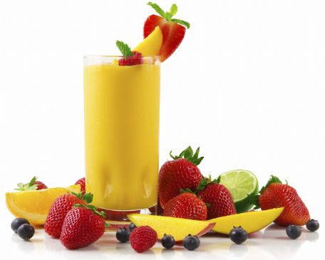 Order Tropical Fruit Smoothie  food online from Smith Hill Market store, Providence on bringmethat.com