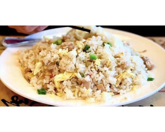 Order Fried Rice with Pineapple & Chicken food online from Pepper Twins store, Houston on bringmethat.com