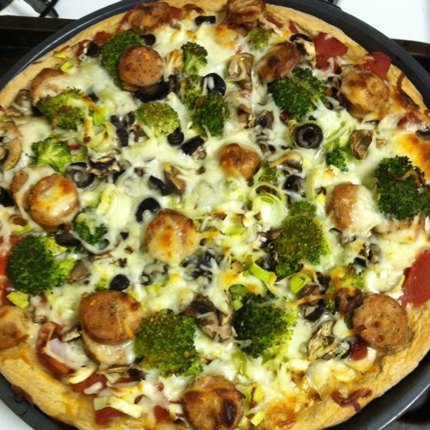 Order Chicken Broccolli Pizza food online from Little Italy Pizza store, New York on bringmethat.com