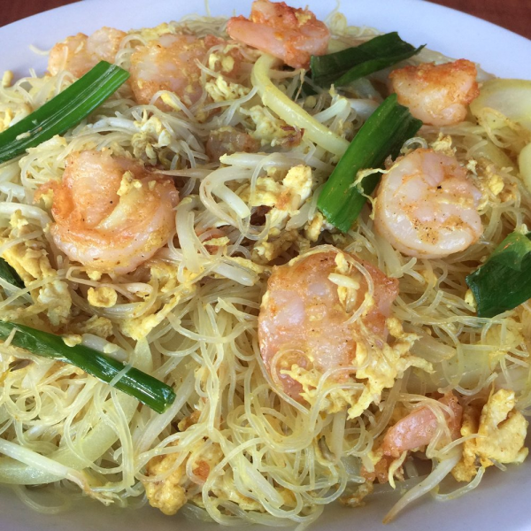 Order Singapore Rice Noodles food online from Dragon Street Chinese store, North Hollywood on bringmethat.com