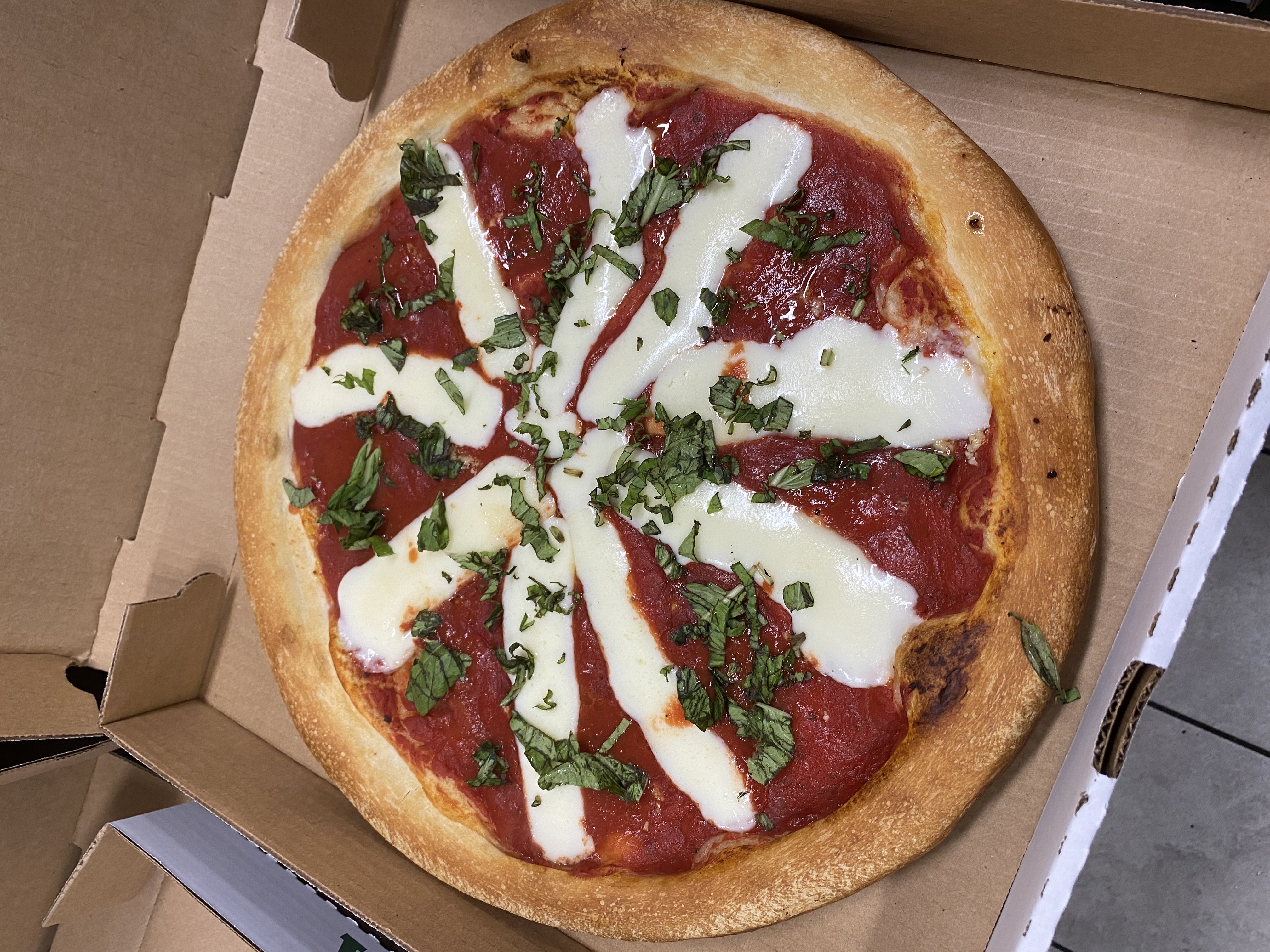 Order Margherita Pizza food online from Rocko Pizza store, Woodlyn on bringmethat.com