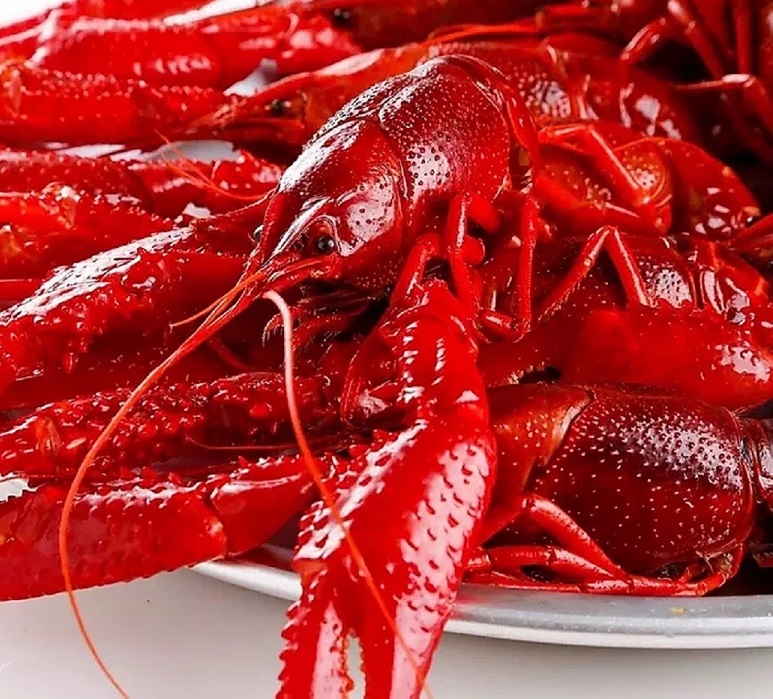 Order Crawfish Whole Cooked 1lb Pack food online from Captain’s Curbside Seafood store, Trappe on bringmethat.com