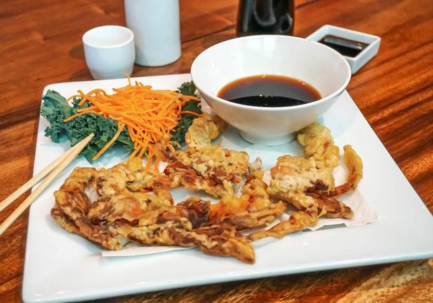 Order FRIED SOFT SHELL CRAB food online from Sushi Sake store, Miami on bringmethat.com