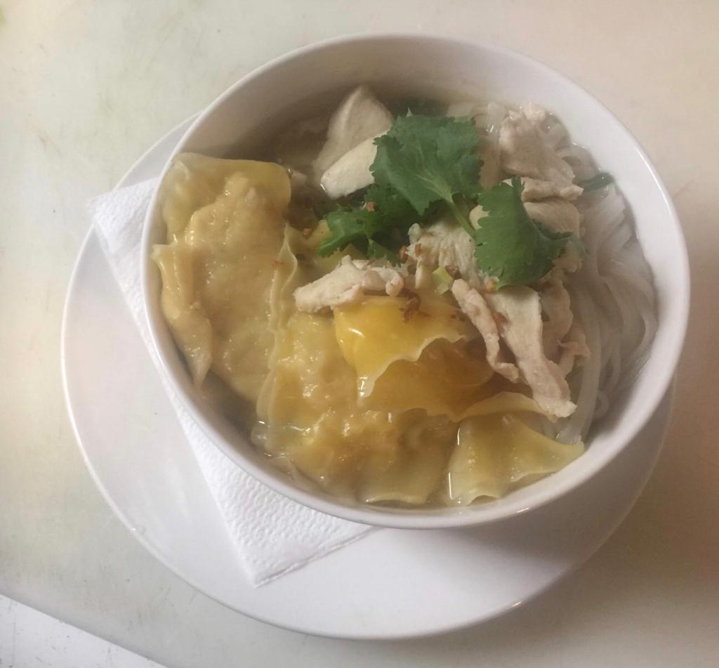 Order 26. Wonton Soup food online from Thai V Express store, New York on bringmethat.com