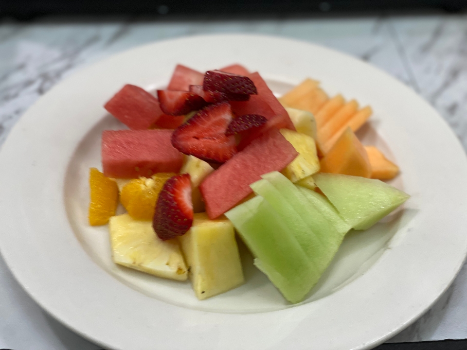 Order SMALL FRUIT PLATE WITH BAGEL food online from Meeting Street Cafe store, Providence on bringmethat.com