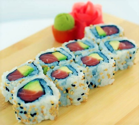 Order Tuna Avocado Maki food online from Hot Woks Cool Sushi On Adams store, Chicago on bringmethat.com